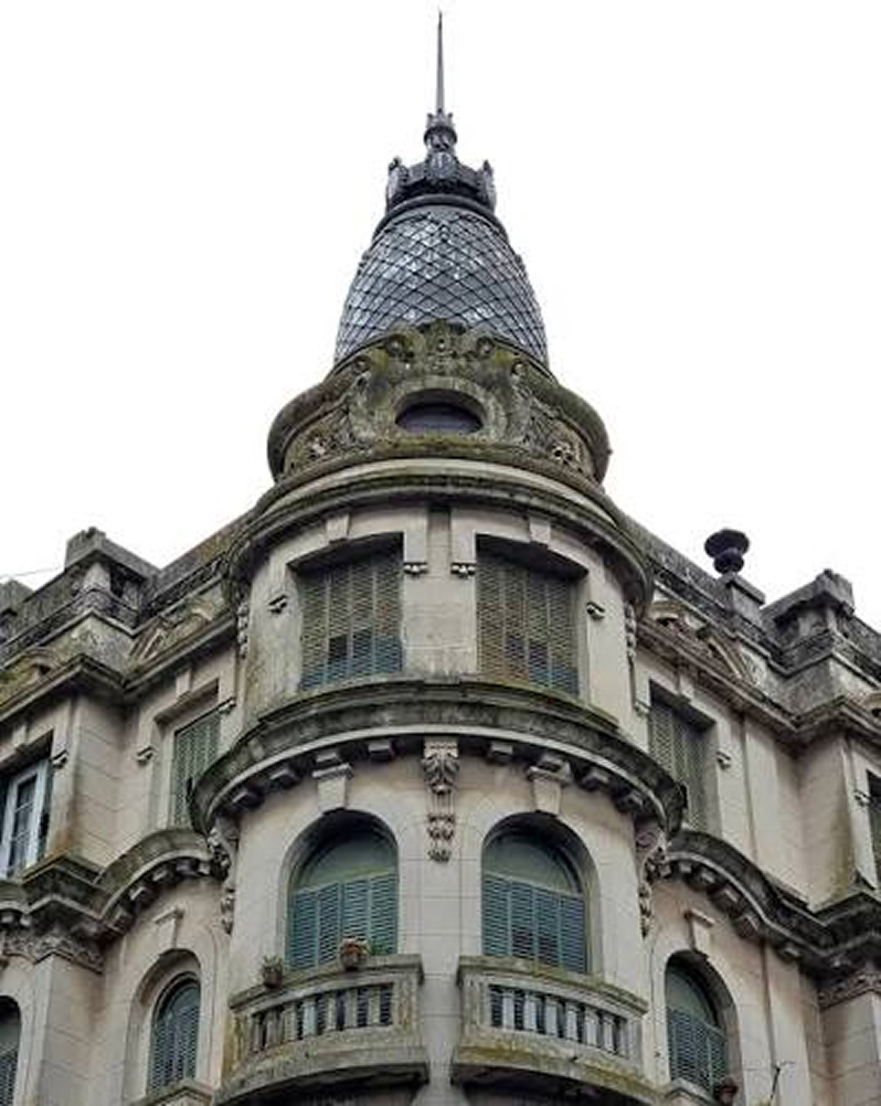 Fachada del Palacio Rocca